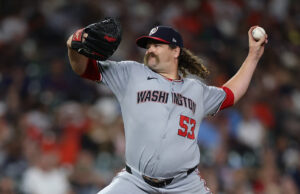 Brincho de comentário para morder um relaxamento de negócios recentemente Brincho de comentário para morder um relaxamento de negócios recentemente