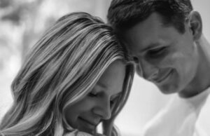 Brock Purdy e sua esposa Jenna anunciam o nascimento do primeiro filho Brock Purdy e sua esposa Jenna anunciam o nascimento do primeiro filho