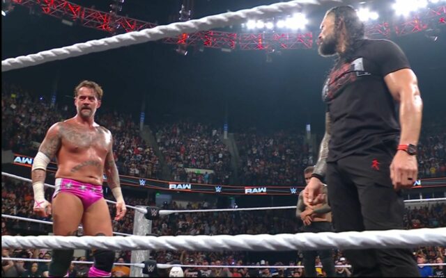 CM Punk, WWE Raw envia uma mensagem sutil para Roman Reigns depois que ele sai do ar

