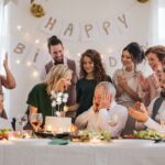 Caro Abby: Planejo uma surpresa para meu marido - mas seus filhos virão?