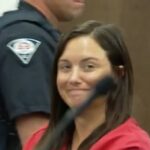 Nicole Ballew Callaham, 33, foi visto manchando no tribunal na segunda-feira depois de entregar na semana passada por supostamente coroar um garoto de 14 anos