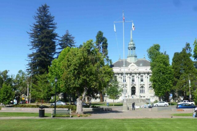 Cartas: Sem os cortes de gastos, Berkeley atrasa apenas a dor

