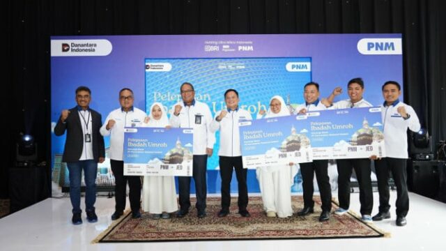 Centenas de funcionários da PNM alcançam a apreciação do turismo de Umrah

