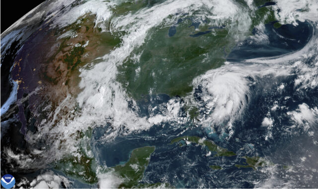 Chantal da tempestade tropical ameaçam entender os navios da capsima: "Aja agora"

