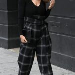 Cheryl pode ser colocada em um retorno à televisão quando ela está de olho em um papel de mentor na próxima série da voz (vista 2022)