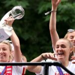 Chloe Kelly Drops F-Bomb e Sarina Wiegman realizam dança da vitória quando as leoas celebram o euro triunfo: atualizações ao vivo