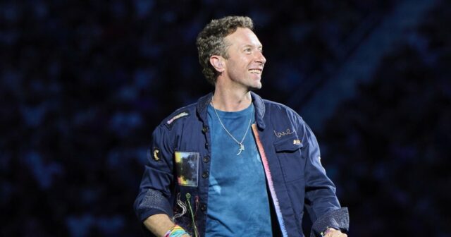 Cam do concerto de beijo deixado ruim por que o mundo está obcecado com a história da câmara do beijo do Coldplay
