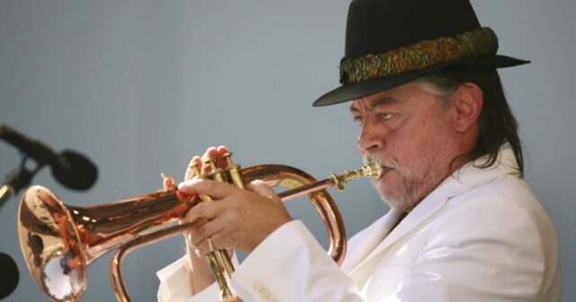 Chuck Mangione, vencedor da superestrela e compositor de jazz do Grammy, morre aos 84 anos

