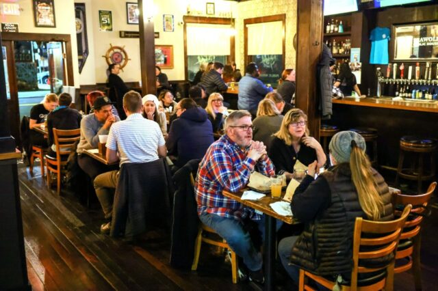 Close Oakland Community Pub Seawolf

