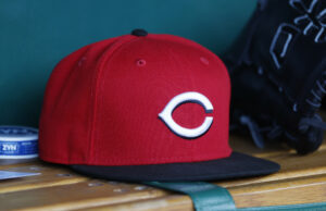 Como comprar Cincinnati Reds MLB Bristol Motor Speedway Classic: Jerseys Shop, Cappelle Como comprar Cincinnati Reds MLB Bristol Motor Speedway Classic: Jerseys Shop, Cappelle