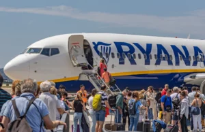 Como economizar em linhas baratas? Especialista com armadilhas de custos ocultos Como economizar em linhas baratas? Especialista com armadilhas de custos ocultos