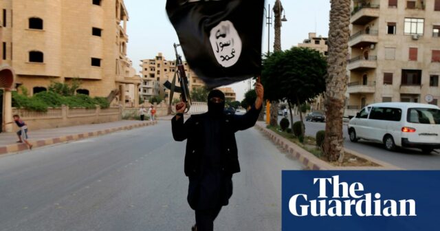 Como os grupos terroristas usam a IA para recrutar e financiar suas atividades

