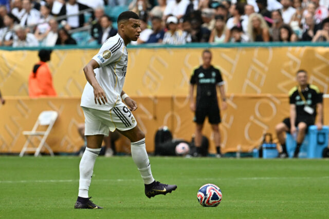 Como parecer Real Madrid vs Ballussia Dortmund: Live Stream Flights Club Club, clube de TV

