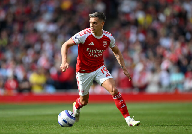 Como você parece Arsenal vs. Newcastle United: Live Stock Family Football Men, TV pode aula

