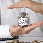 Conheça as economias de vingança, a tendência de salvar que está aumentando em 2025