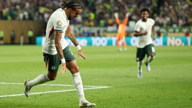 Copa do Mundo do Clube da FIFA: gol de Estava em Vani como Chelsea Rims Palmeiras para chegar às semifinais

