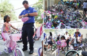 Correções em Nova York, os policiais ajudam a dar centenas de motocicletas para crianças carentes: “Mantém a positividade” Correções em Nova York, os policiais ajudam a dar centenas de motocicletas para crianças carentes: "Mantém a positividade"