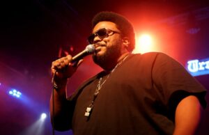 Craig Robinson diz para desistir da comédia “para focar no meu vídeo de chamada” Craig Robinson diz para desistir da comédia "para focar no meu vídeo de chamada"