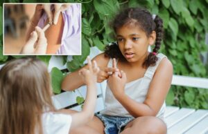 Crianças e adultos surdos interrogados dentro de algumas semanas após a injeção de “mudança de vida” Crianças e adultos surdos interrogados dentro de algumas semanas após a injeção de "mudança de vida"