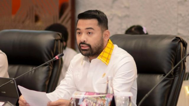 DPR O valor dos problemas legais na vila surge devido ao gerenciamento de fundos, mas ideal

