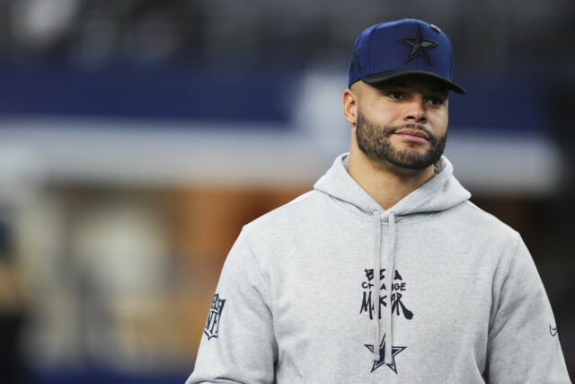 Dak Prescott elogia o eu de Dallas Cowboys

