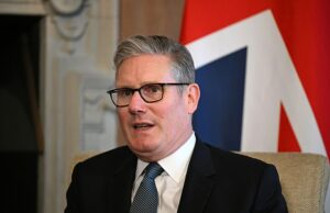 Dan Hodges: Perguntas sobre o papel de Keir Starmer na Saga Jimmy Savile estende sua credibilidade ao ponto de ruptura. Se ele estiver feliz em fazer isso, ele seria melhor mostrar que pode aceitar O trabalho foi jogado em Apoplex próprio quando Boris Johnson ousou criar Jimmy Savile em relação ao tempo supostamente armazenado de Sir Keir como chefe de promotor, escreve Dan Hodges