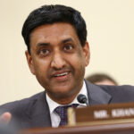 Democrata Ro Khanna pede para liberar arquivos Epsteine cheios de Jeffrey