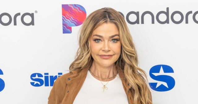Denise Richards usa este aroma há mais de uma década

