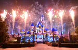 Disneylândia para pausar entretenimento de 70 anos durante o Halloween e o Natal Disneylândia para pausar entretenimento de 70 anos durante o Halloween e o Natal