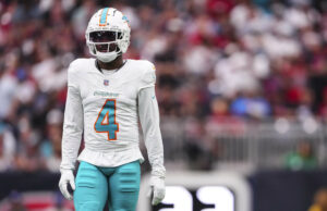 Dolphins perde a estrela de Kadou Kohou Angelback para a temporada Dolphins perde a estrela de Kadou Kohou Angelback para a temporada