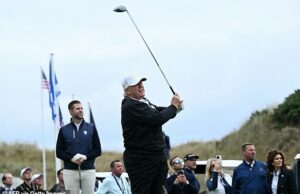 Donald Trump abre um novo campo de golfe na Escócia com VIPs, incluindo os ícones da Premier League Robbie Fowler e Gianfranco Zola e uma variedade de estrelas ex -golfe O presidente dos EUA, que está em um