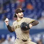 Dylan cessa o comércio de sucesso de bilheteria nunca, Padres leva Ace