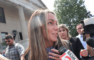 EXCLUSIVO – Jornalistas Civic Aidan Kearnei: Karen leu o caso ‘Capas mais óbvias de todos os tempos’ EXCLUSIVO - Jornalistas Civic Aidan Kearnei: Karen leu o caso 'Capas mais óbvias de todos os tempos'