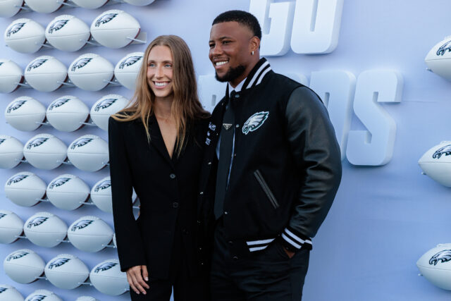 Eagles Philadlphia revela anéis de lix do Super Bowl


