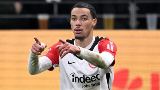 Ekitike Sinais para Liverpool Nou Liverpool

