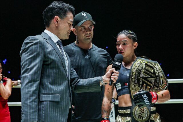 "Ele é o melhor do mundo" - Allcia Hellen Rodrigues 'Coach diz que não há ninguém no nível da ala que venceu o prêmio

