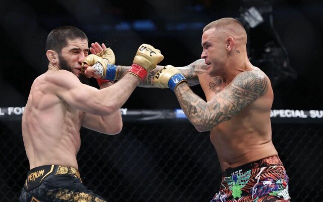 "Ele vai preencher esse peso" - Dustin Poirier compartilha uma opinião honesta sobre as esperanças do campeonato de pesos pesados do Islã Makhachav

