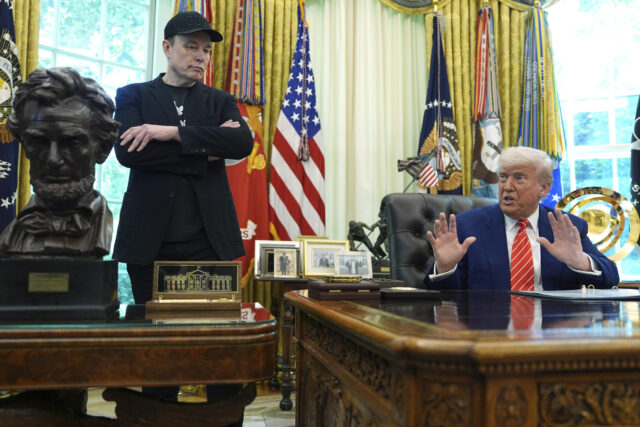 Elon Mong organiza instar Trump a liberar arquivos de Epstein "conforme prometido"

