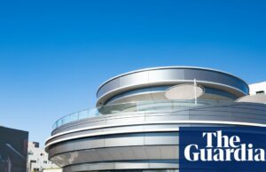 Elon Musk abriu um restaurante em Hollywood. O que poderia dar errado? Eu fui atrás disso Elon Musk abriu um restaurante em Hollywood. O que poderia dar errado? Eu fui atrás disso