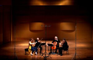 Em Huntington, o novo quarteto de cordas de Hollywood lembra os lendários músicos de estudo Em Huntington, o novo quarteto de cordas de Hollywood lembra os lendários músicos de estudo