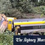 Em um trem descarrila em um colapso mortal na Alemanha