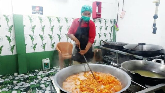 Então, fornecedores do programa MBG, este fornecedor de peixes conseguiu desenvolver um negócio graças à BRI

