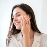 Este creme de retinol de US $ 23 é um 'salva -vidas da vida' para suavizar as rugas