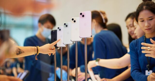 iPhone 15