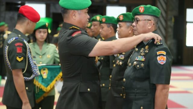 Estrela quebrada! Esta é uma lista completa de 13 tni ad coronel que promoveu oficialmente o general da brigada

