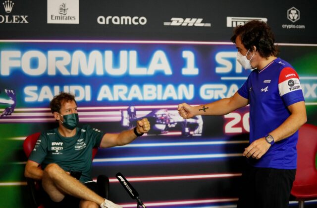 Sebastian Vettel e Fernando Alonso da Red Bull 2013 Abu Dhabi GP - Fonte: Getty
