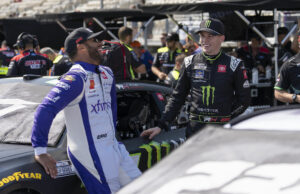 “Eu só olho, estou me divertindo”: Bubba Wallace, 23xi Caso Court Decisões e Press qualificada "Eu só olho, estou me divertindo": Bubba Wallace, 23xi Caso Court Decisões e Press qualificada