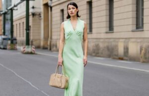 Eu tenho 5’3 “, e esses 17 vestidos de convidado de casamento são ajustados como uma luva Eu tenho 5'3 ", e esses 17 vestidos de convidado de casamento são ajustados como uma luva