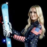 "Eu vivo minha melhor vida aqui nas montanhas"- Lindsey Vonn, 'na era do país' com uma aventura divertida molhando o espírito do feriado