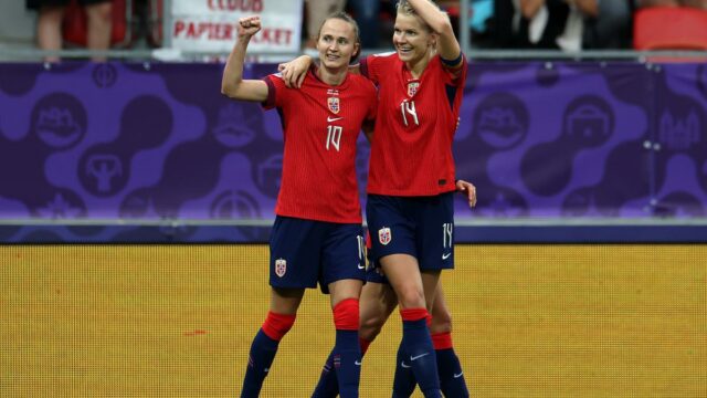 Euro da mulher 2025: Graham Hansen comemora o vencedor da Noruega, pois quase garante um local das quartas de final

